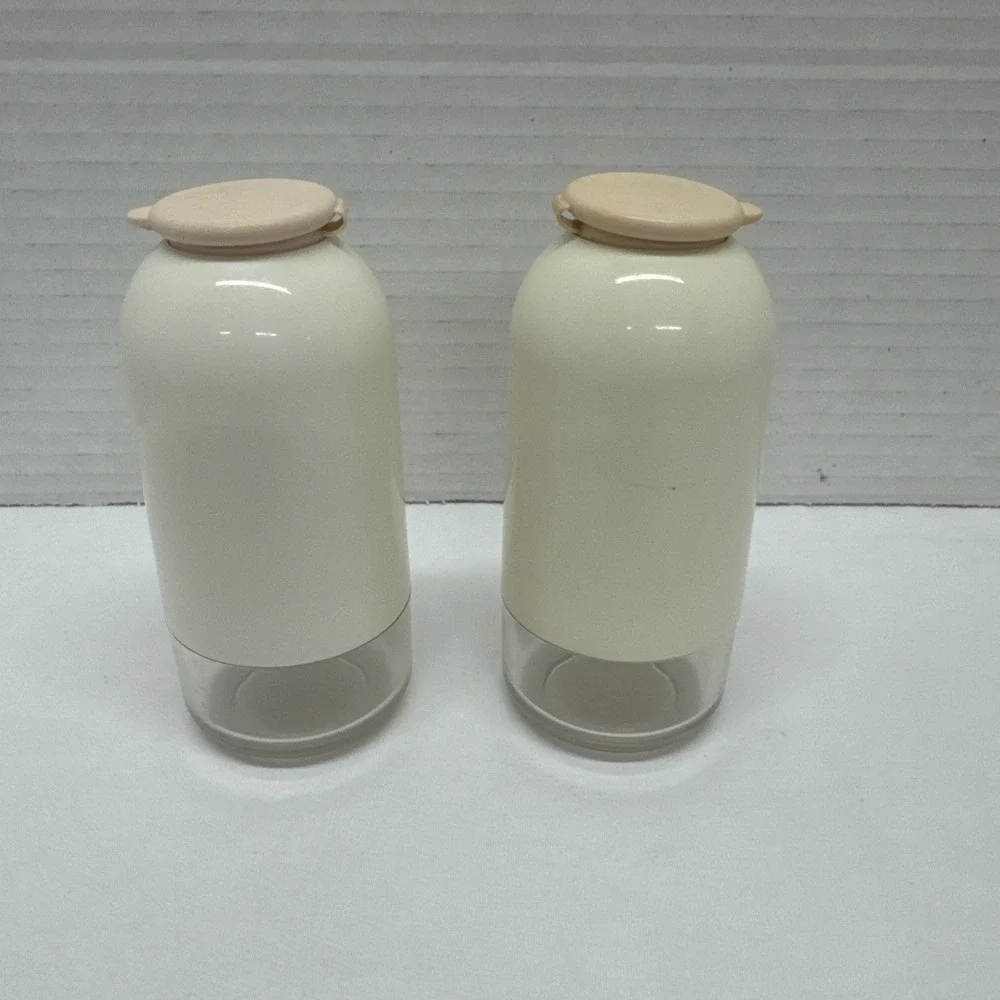 Tupperware Salt and Pepper Shakers Set Clear Ivory And Beige 2314A